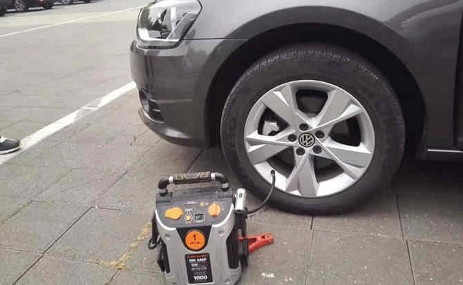 兰溪汽车搭电案例